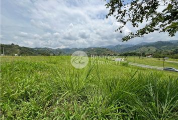 Lote de Terreno en  San Peregrino, Manizales