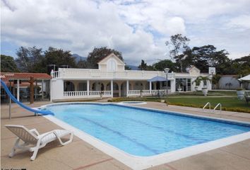 Villa-Quinta en  Chinauta, Fusagasugá