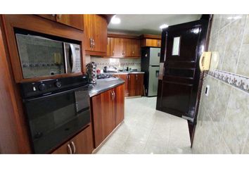 Apartamento en  Los Alamos, Pereira