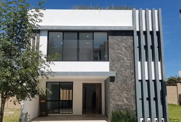 Casa en  Calle Miguel Hidalgo, Santa Clara Ocoyucan, Ocoyucan, Puebla, 72850, Mex