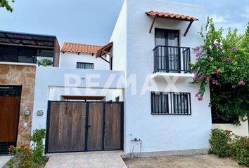 Casa en condominio en  Puerta Del Sol, Manzanillo