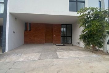 Casa en  Fraccionamiento Valle Imperial, Zapopan, Jalisco