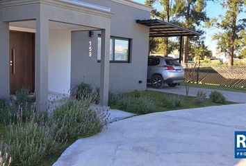 Casa en  La Pista, Partido De Escobar