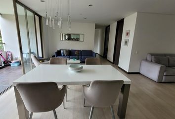 Apartamento en  Castropol, Medellín