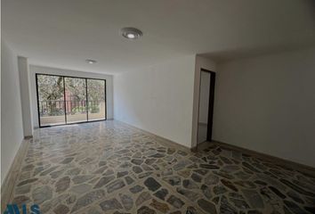 Apartamento en  Laureles, Medellín