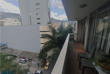 Apartamento en  Villa Nueva, Medellín