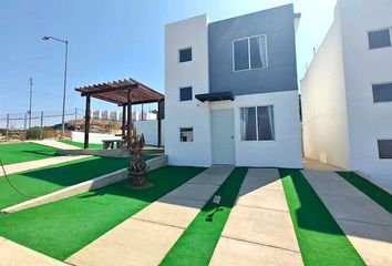 Casa en  Boulevard Villa Del Roble, Ensenada, Baja California, 22842, Mex