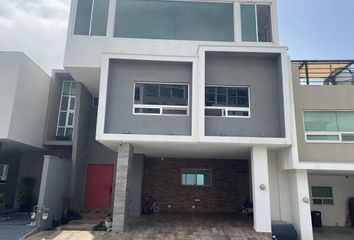 Casa en  Calle Colina Dorada 3228, Monterrey, Nuevo León, 64650, Mex