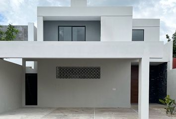 Casa en  Calle 57-a 117-419, Lázaro Cárdenas, Mérida, Yucatán, 97157, Mex