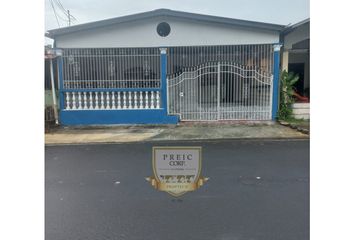 Casa en  Rufina Alfaro, San Miguelito