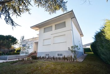 Chalet en  Santa Marta De Tormes, Salamanca Provincia