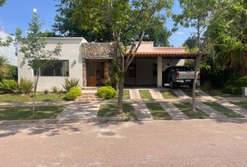 Casa en  Luján De Cuyo, Mendoza