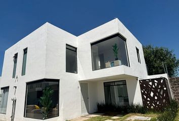 Casa en condominio en  Calle Conquista, De Nuevo León, Cuautlancingo, Puebla, 72706, Mex