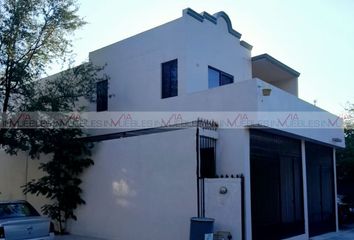 Casa en  Calle Rubí Poniente 301, La Joya, Ciudad Santa Catarina, Santa Catarina, Nuevo León, 66360, Mex