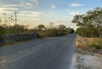 Lote de Terreno en  Calle 15-b, Sierra Papacal, Mérida, Yucatán, 97303, Mex