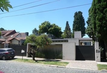 Casa en  Adrogué, Partido De Almirante Brown