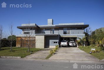 Casa en  Villa Carmela, Tucumán