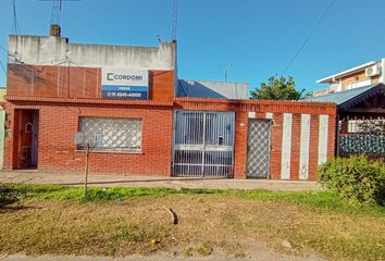 Casa en  Banfield, Partido De Lomas De Zamora