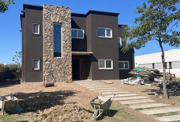 Casa en  Puertos Del Lago, Partido De Escobar