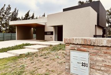 Casa en  Fisherton, Rosario