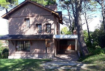 Casa en  Barrio Cerrado Costa Esmeralda, Pinamar