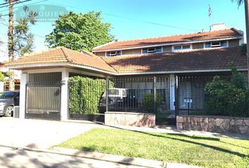 Casa en  Adrogué, Partido De Almirante Brown