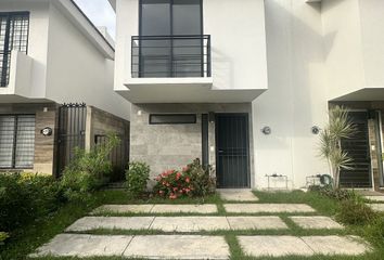 Casa en condominio en  Avenida Altara, Loma Blanca, San Agustín, Tlajomulco De Zúñiga, Jalisco, 45645, Mex