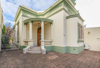 Casa en  Villa Urquiza, Capital Federal