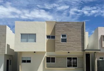 Casa en  Boulevard Valparaiso, Hacienda Las Flores, Pórticos De San Antonio, Tijuana, Baja California, 22663, Mex