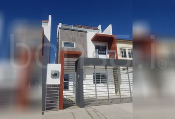 Casa en  Calle Colinas De Los Pelícanos 509-562, Colinas Del Mar Residencial, El Sauzal De Rodríguez, Ensenada, Baja California, 22760, Mex