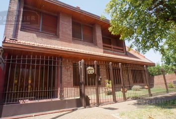 Casa en  Burzaco, Partido De Almirante Brown