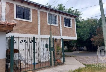 Casa en  Área Centro Este, Neuquén