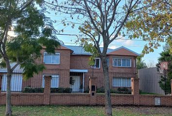 Casa en  Fisherton, Rosario