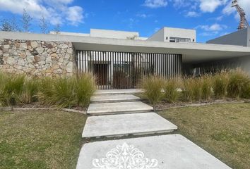 Casa en  Lagos Del Golf, Partido De Tigre