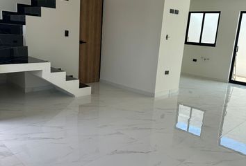 Casa en  Calle Infanta Elena, Stanza Torralba, Culiacán Rosales, Culiacán, Sinaloa, 80247, Mex