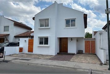 Casa en  Huechuraba, Provincia De Santiago