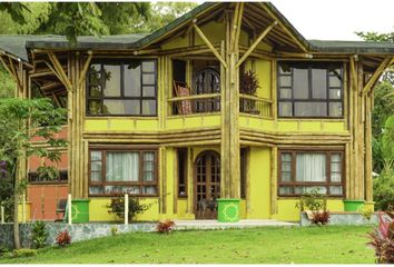 Casa en  Manantiales, Norte, Armenia