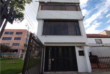 Casa en  Los Nogales, Noroccidente, Bogotá