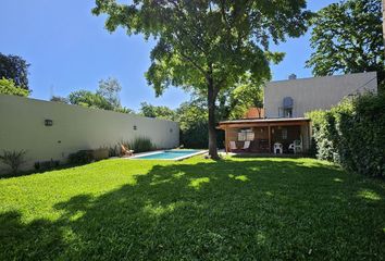 Casa en  Villa Udaondo, Partido De Ituzaingó