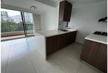 Apartamento en  Loma De Los Bernal, Medellín