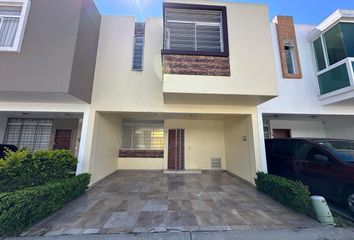 Casa en condominio en  Calle Paseo Del Parque Poniente 43, Zapopan, Jalisco, 45187, Mex