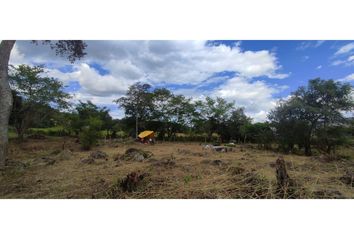 Lote de Terreno en  Anatolí, La Mesa