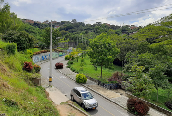 Lote de Terreno en  La Ámerica, Medellín