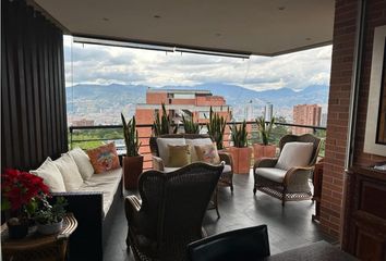 Apartamento en  Poblado, Medellín