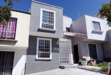 Casa en  Villas De Santiago, Municipio De Querétaro