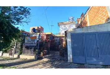 Casa en  Isidro Casanova, La Matanza