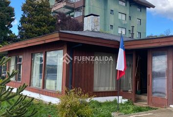 Casa en  Puerto Varas, Llanquihue