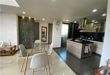 Apartamento en  La Pilarica, Medellín