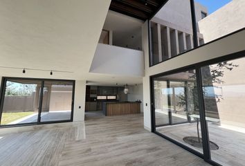 Casa en  76146, Santiago De Querétaro, Querétaro, Mex