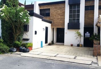 Casa en  Calle Emilio Carranza 930-950, Palo Blanco, San Pedro Garza García, Nuevo León, 66236, Mex